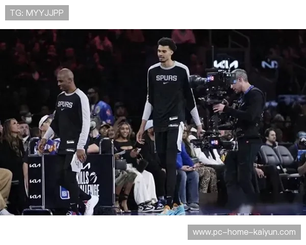 文班亚马9分6失误创最差纪录 布克赛后点评惊天逆转精彩表现 文班亚马9分6失误创最差纪录 布克赛后点评惊天逆转精彩表现