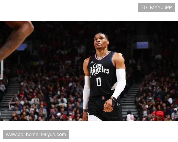 威少被“遗忘”的背后:球队文化与战术冲突曝光! 威少被“遗忘”的背后:球队文化与战术冲突曝光!