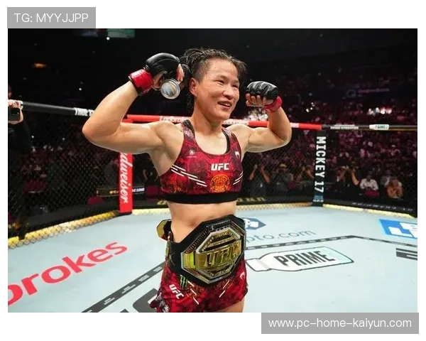 UFC 金腰带卫冕战出现惊天击倒