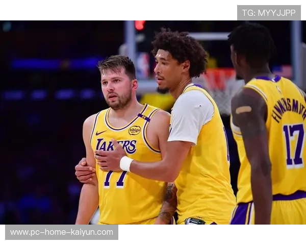 NBA 记者曝料:某队核心要求交易 NBA 记者曝料:某队核心要求交易