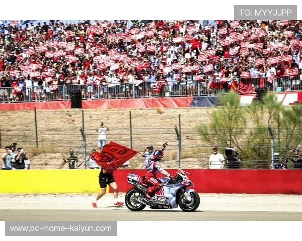 MotoGP冲刺圈发生连环小碰撞，安全规则再被讨论