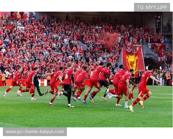 利物浦终场前错失良机,全队哨响后情绪爆棚 利物浦终场前错失良机,全队哨响后情绪爆棚