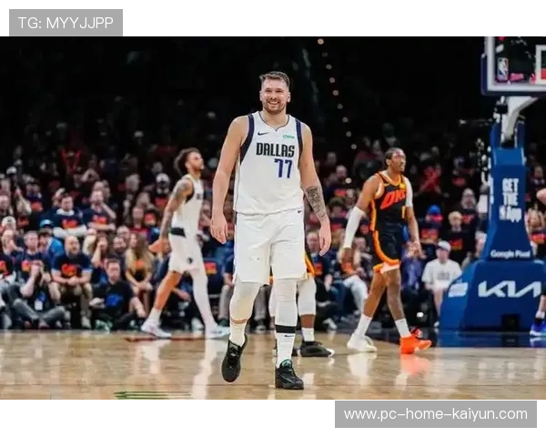 东契奇中距离精准,独行侠客场气势不减 东契奇中距离精准,独行侠客场气势不减