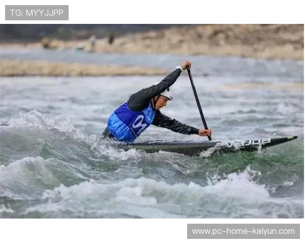 皮划艇世界杯：多次翻船成名场面