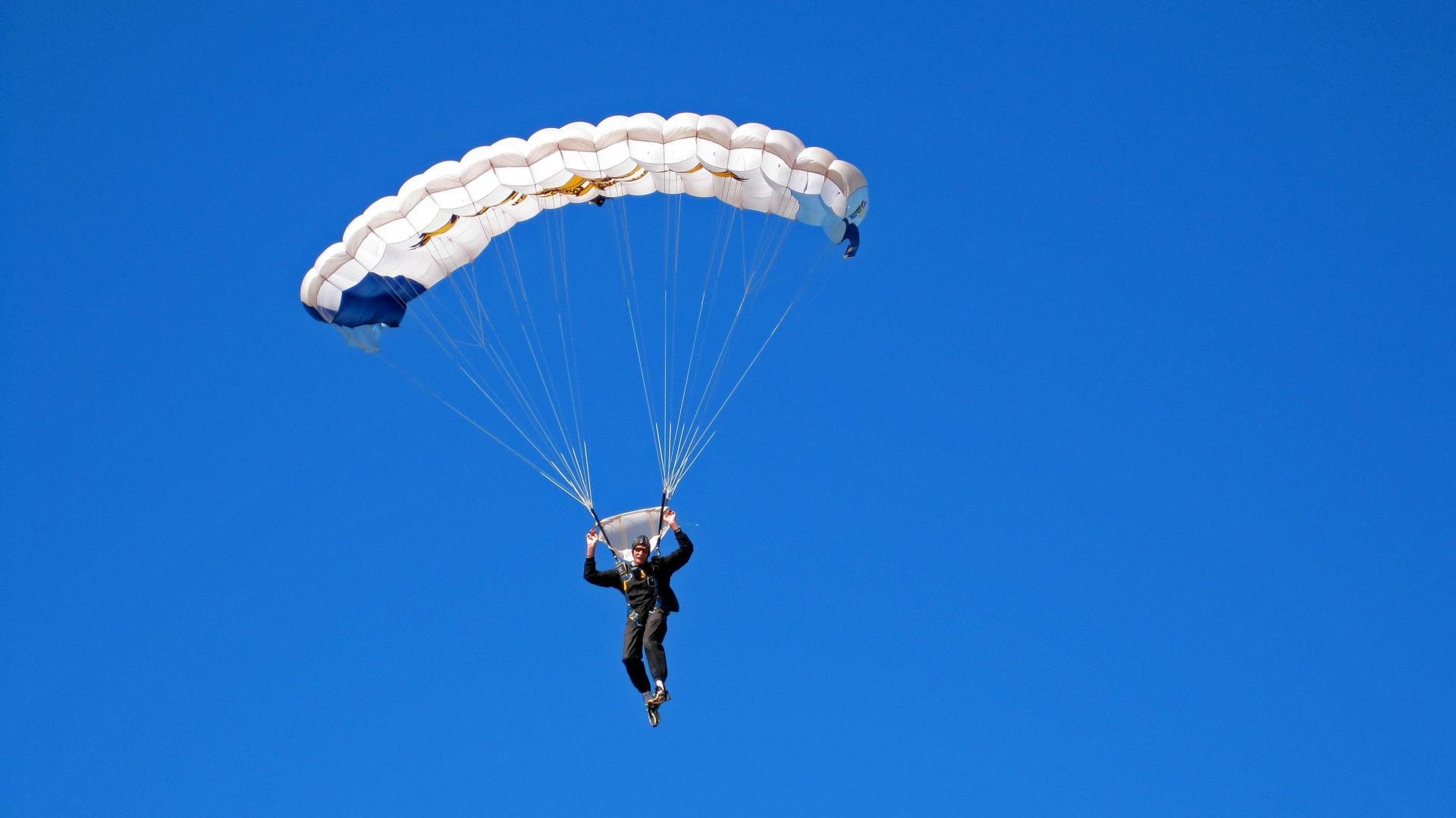 世界羽毛球锦标赛焦点对决不断,世界羽毛球锦标赛万维百科